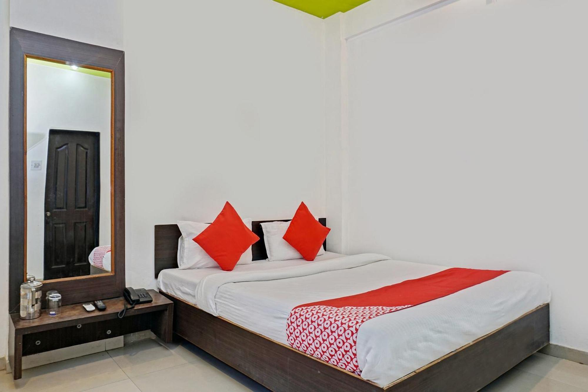 Super Hotel O Shirdi Sai Inn Εξωτερικό φωτογραφία